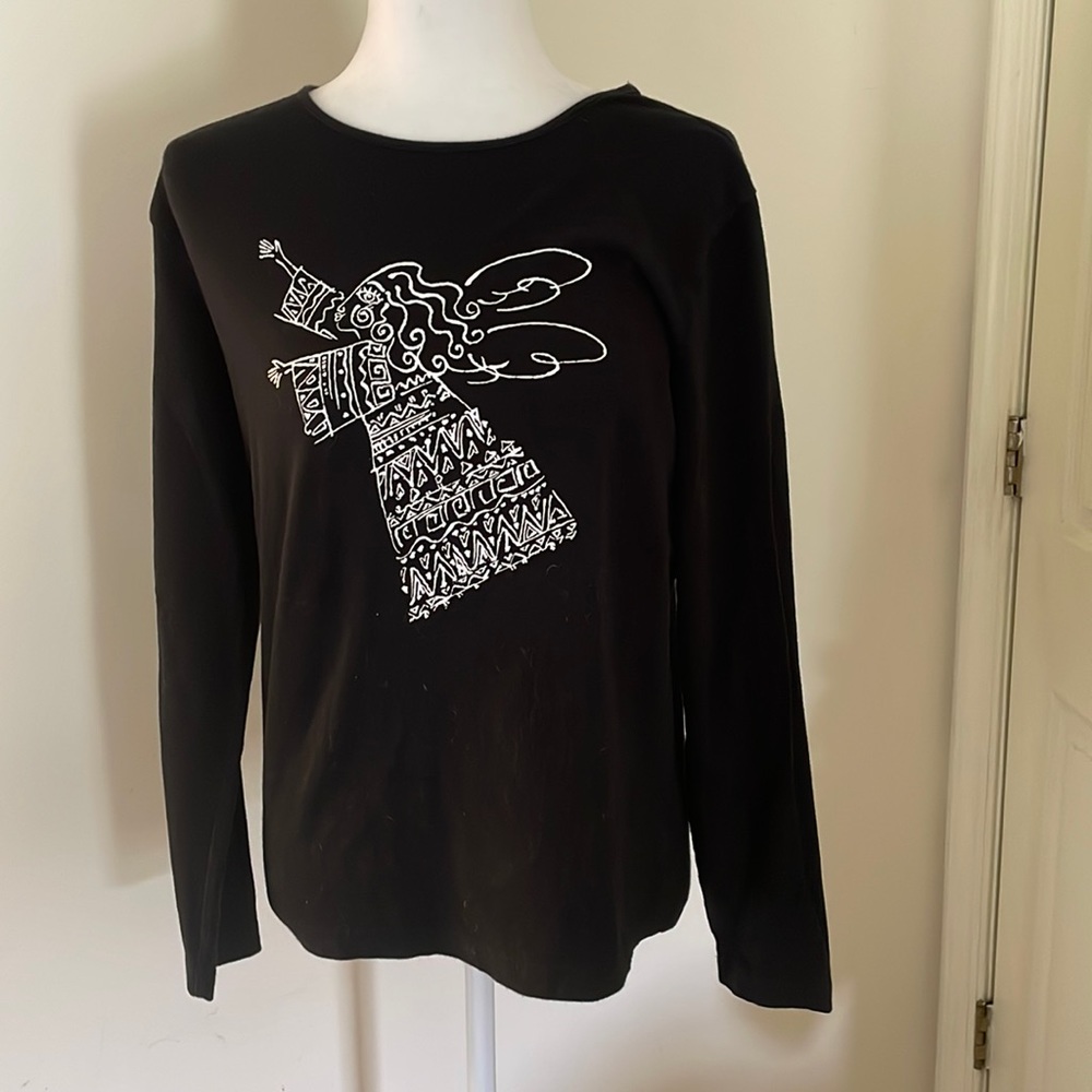 Chico's Follow Your Heart medium size 2 long sleeve thick black/white tee